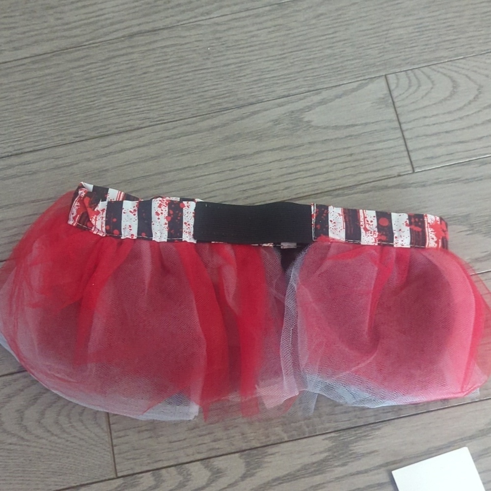 Girls 3 Piece Queen of Hearts Kids Costume - Size 8 NWT - Picture 3 of 4